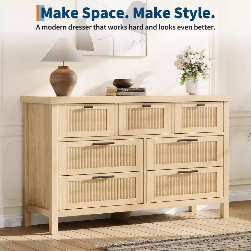 Commode à 7 tiroirs GustoWave avec façades texturées, meuble TV pour téléviseurs jusqu'à 65", pour grand coffre de rangement pour chambre, salon, entrée