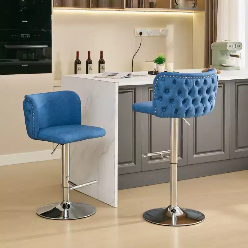 Tabourets de bar pivotants Okak avec hauteur d'assise réglable, lot de 2, tabourets de bar à hauteur de comptoir rembourrés avec dossier capitonné pour pub à domicile