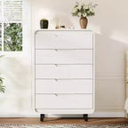 Commode en bois moderne avec pieds en métal : Commode en bois naturel avec coins arrondis et kit anti-basculement pour la sécurité de la chambre.