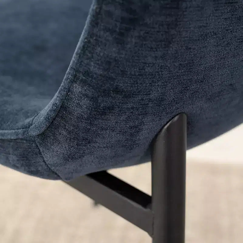 Lot de 4 Chaises de Salle à Manger Rembourrées avec Pieds en Métal Noir, Chaises de Cuisine Modernes en Tissu pour Salle à Manger ou Petits Espaces - Panipeachy