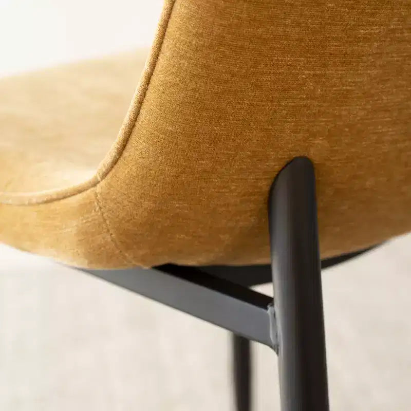 Lot de 4 Chaises de Salle à Manger Rembourrées avec Pieds en Métal Noir, Chaises de Cuisine Modernes en Tissu pour Salle à Manger ou Petits Espaces - Panipeachy