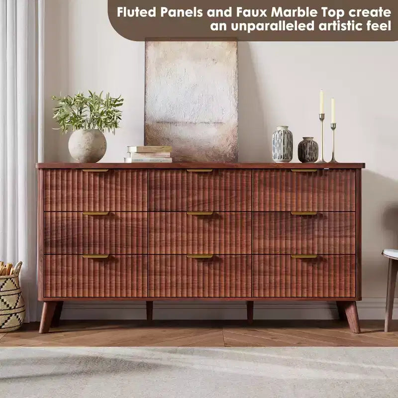 Commode de chambre à 9 tiroirs, chiffonnier de 154 cm de large avec poignées dorées, commode cannelée Meuble TV, organisateur de rangement de vêtements pour salon
