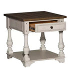 Table d'appoint Liberty Furniture, Morgan Creek, blanc antique avec accents tabac brossé