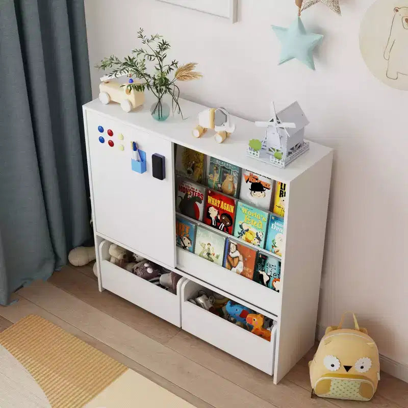 Famapy Étagère de Rangement Blanche pour Enfants Meuble de Rangement Jouets Porte Coulissante + Bacs Roulants + Étagères Multi-Niveaux