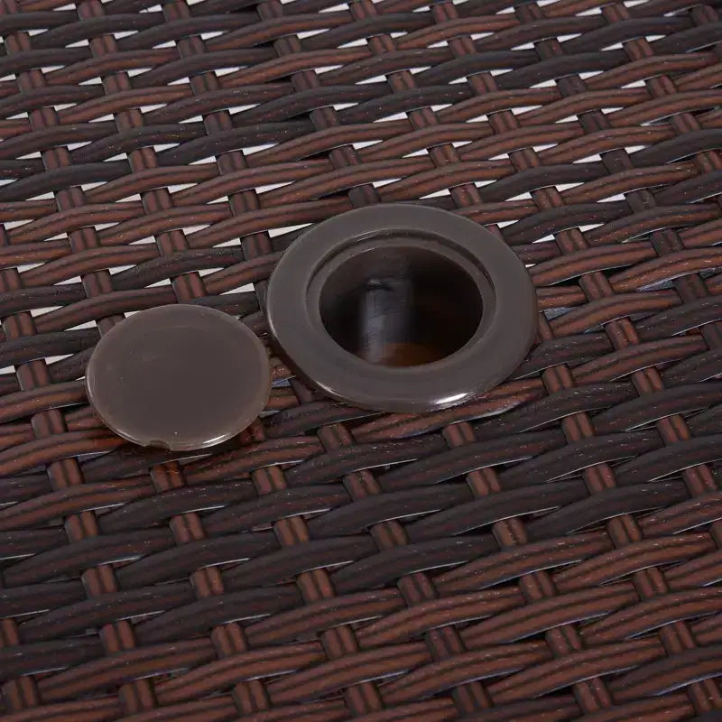 Table d'appoint d'extérieur avec trou pour parasol, table d'appoint en rotin à 2 niveaux avec étagère de rangement, tout temps pour l'extérieur, le patio, le jardin.