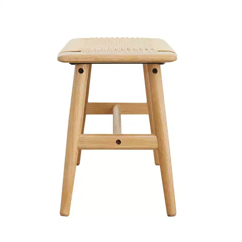 Banc tressé en chêne naturel EHMKNP : assise polyvalente pour la salle à manger, la chambre et au-delà