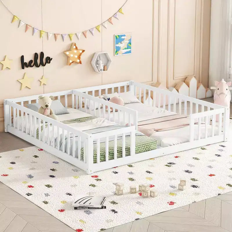 Lit au sol double/jumeau TUYOHW pour enfants avec clôture, lit Montessori moderne avec barrières de sécurité pour chambre à coucher