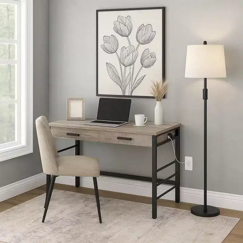 Bureau Royal Hampton avec port USB intégré, chêne clair vieilli et noir