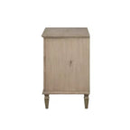 Victoria Table de chevet Chêne clair : Inspirée de la campagne française, poignée en bronze, espace de rangement ouvert