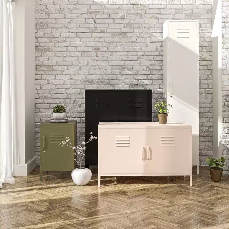 Meuble de rangement casier en métal 2 portes Shadwick RealRooms