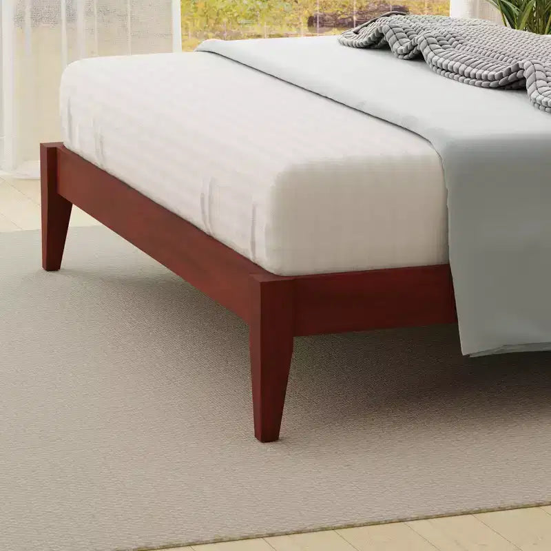 Lit plateforme en bois massif de style campagnard Glenwillow Home