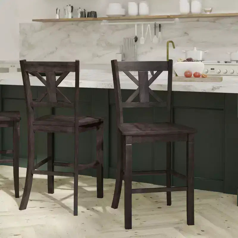 Emma and Oliver Lot de 2 tabourets de bar modernes en bois style ferme avec dossier sculpté décoratif et assise en bois