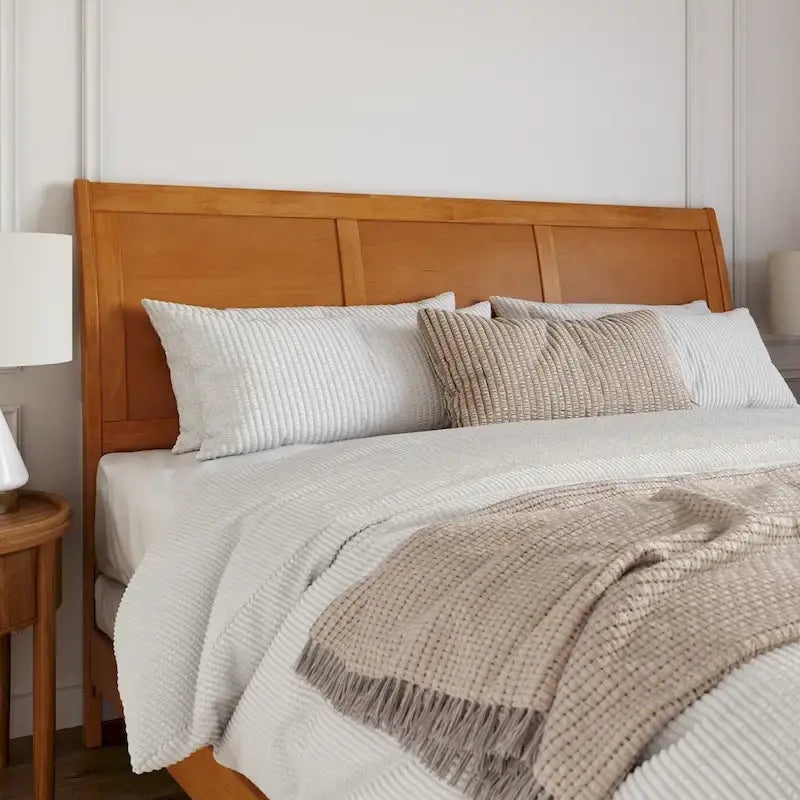 Lit plateforme Portland avec pied de lit et tiroirs de rangement assortis