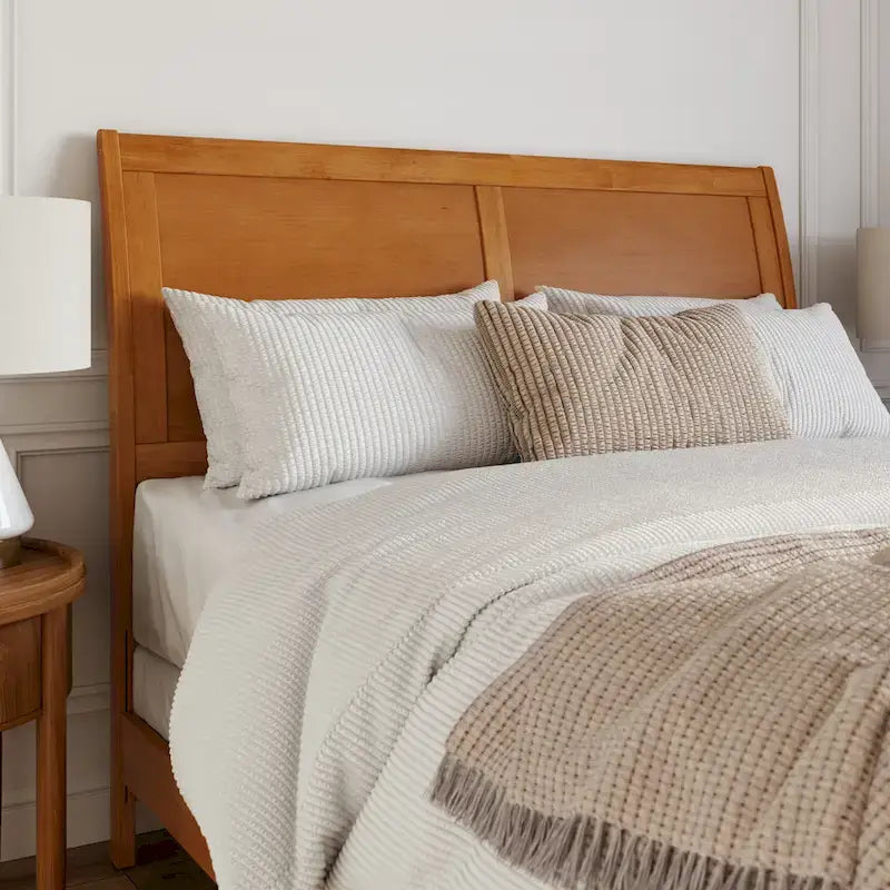 Lit plateforme Portland avec pied de lit et tiroirs de rangement assortis