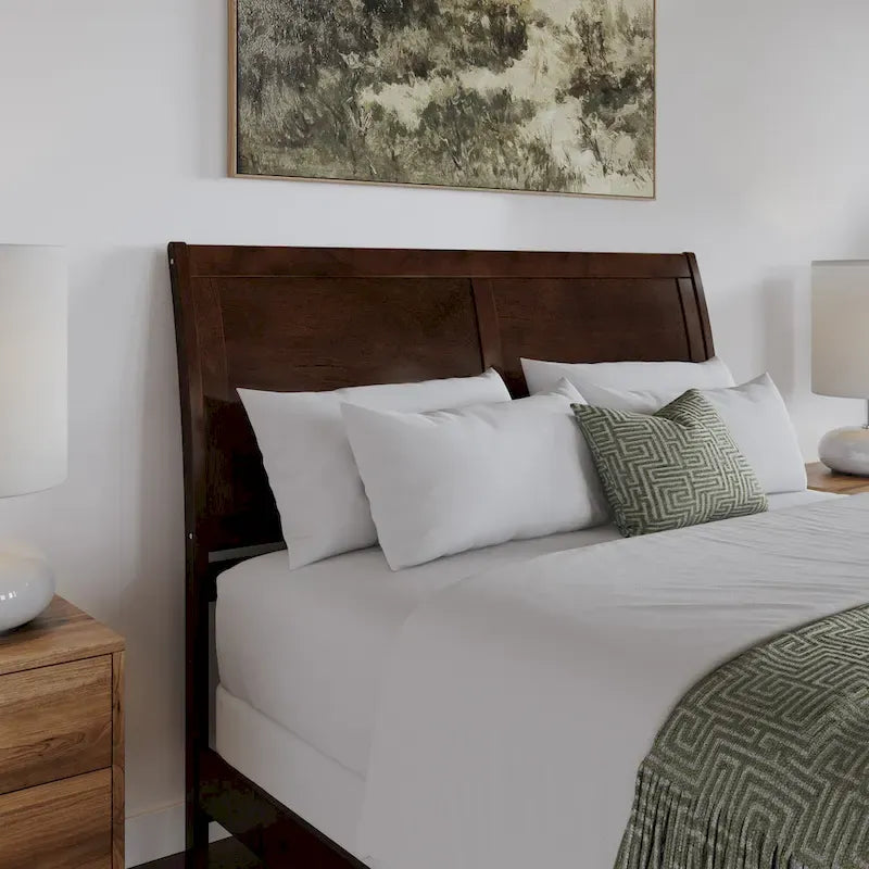 Lit plateforme Portland avec pied de lit et tiroirs de rangement assortis