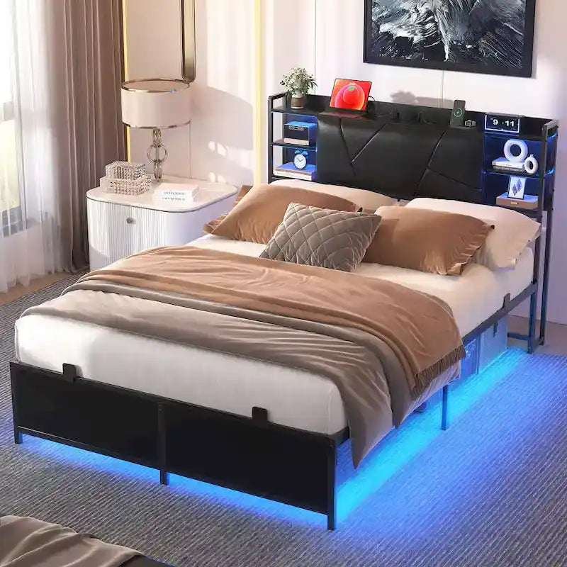 Cadre de lit avec rangement, tête de lit rembourrée, station de charge et lumières LED RGB